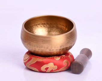Palm Size Singing Bowls -8 Cm Singing Bowl - Tibetan Musical Sound Healing Bowls - Handmade Bowl with mallet cushion - Gift Bowls