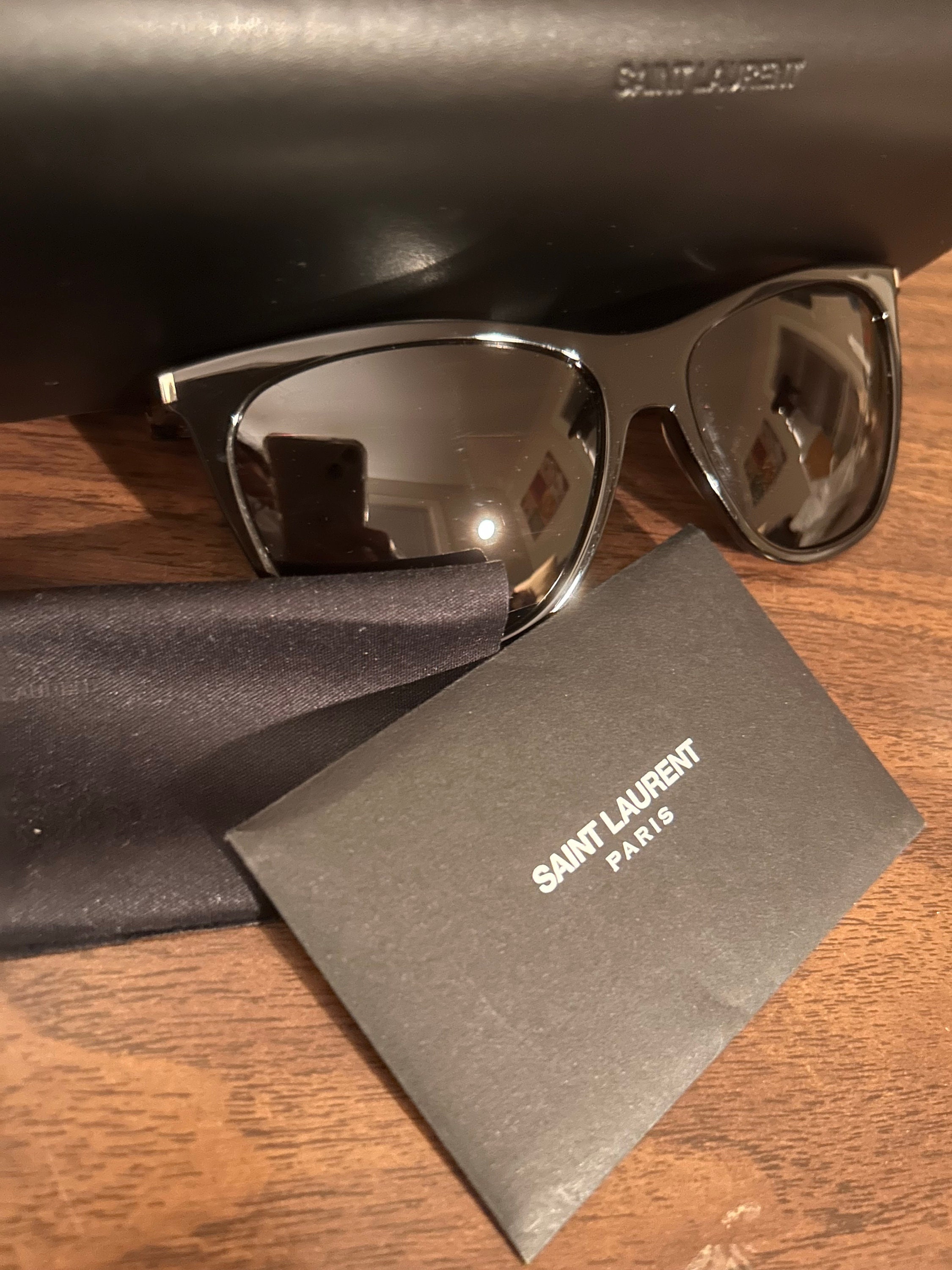 SAINT LAURENT キャットアイサンクラス SL526 001 saint-laurent-sl-526-001-hd-