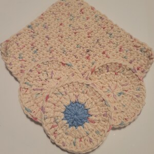 Washcloth and reusable face rounds makeup remover pads, washable, earth friendly, cotton, multicolor
