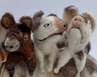 Hand Sculpted Wool Pig Family: Poseable Mother and Piglets
