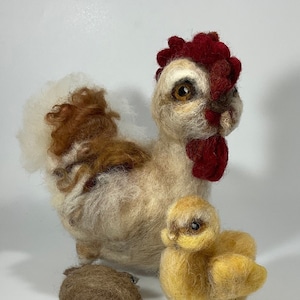 Hen and Chick: Set of two Handcrafted Wool Sculptures image 1