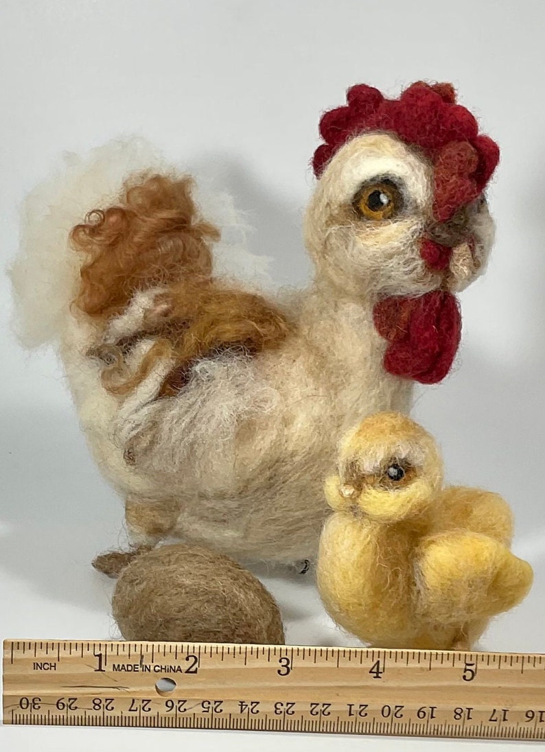 Hen and Chick: Set of two Handcrafted Wool Sculptures image 9