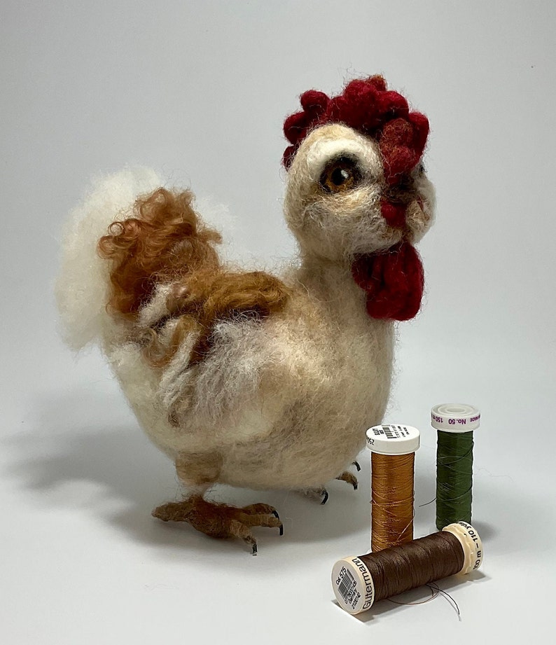 Hen and Chick: Set of two Handcrafted Wool Sculptures image 2