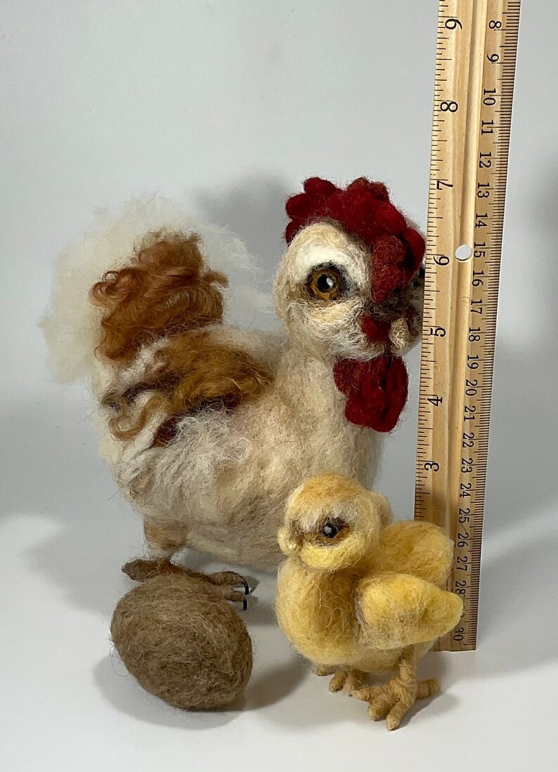 Hen and Chick: Set of two Handcrafted Wool Sculptures image 8