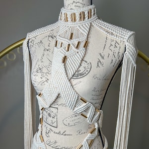 Handgemaakte macramé bodysuit vrouw, bodysuit voor ravedanseres, performance rave-kleding, exotische danskleding, showgirlfestivalmode, set van Burning Man