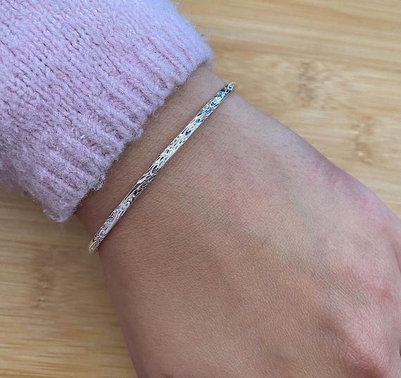 925 Sterling Silver Diamond Cut Flat Stacker Bangle With Engraved