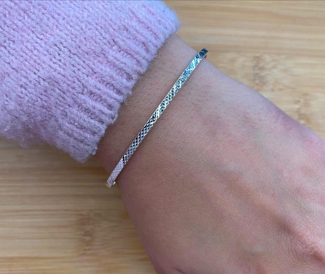 925 Sterling Silver Flat Stacker Bangle With Diamond Cut Pattern