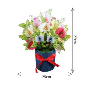 Tarjeta desplegable 3D grande con diseño floral / Saludo cortado a láser hecho a mano para mamá, esposa, abuela, amiga / 27 x 25 cm con sobre