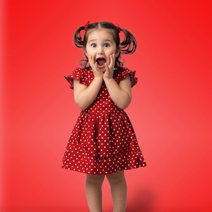 Cherry Red Digital Backdrop for Children&#39;s Photography, Instant Download Background for Photographers, Solid Color Vertical Background