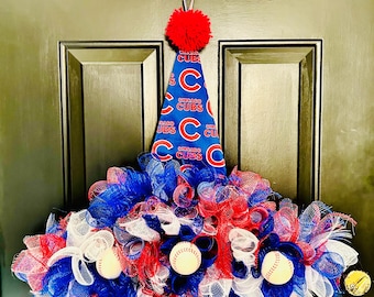 Cubs wreath with baseballs