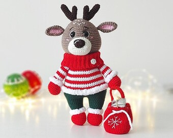 Crochet Reindeer Doll with Gift Bag: Christmas Amigurumi Toy