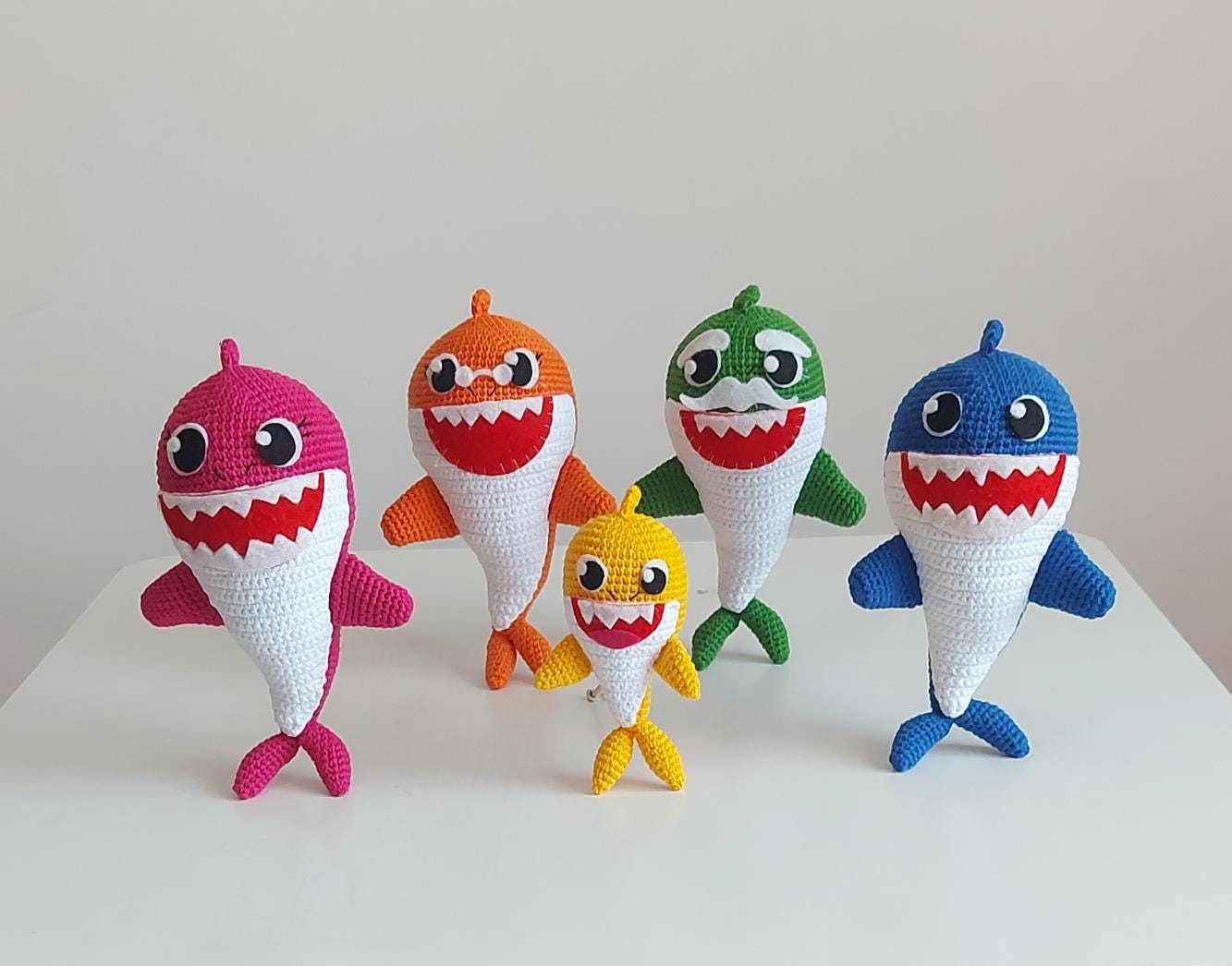 Shark Baby Gumball Beads - 62 Shark Baby Gumball Beads - 62