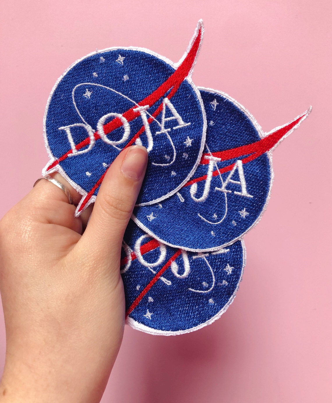 DOJA CAT inspired planet her need to know alien fanart | Etsy