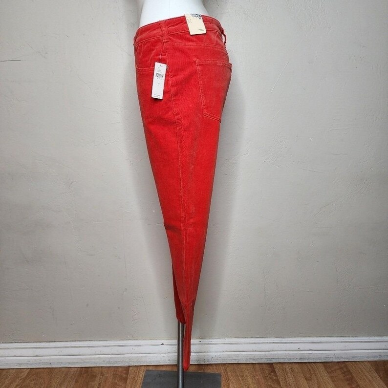 Pantalones ajustados de pana roja de talle alto Pilcro Anthropologie, talla 31, nuevos con etiquetas. imagen 4