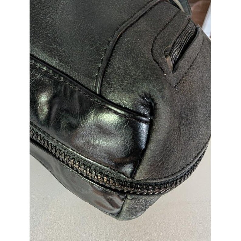 Joe's Jeans Black Leather Tote Bag Tassel Expandable Shoulder Bag Distressed Bild 7