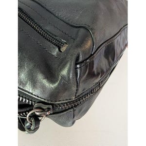 Joe's Jeans Black Leather Tote Bag Tassel Expandable Shoulder Bag Distressed Bild 8