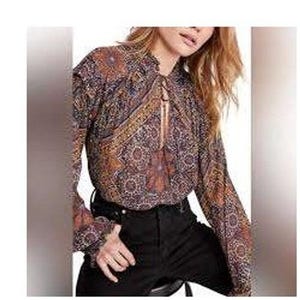Free People Little Runaway Boho Paisley Print Tie Neck Blouse Women's Size M image 5