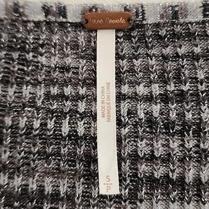 Free People Metallic Silver Balloon Sleeve V Neck Sweater Size Small image 7