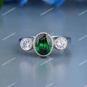 1930s 2 Carat Emerald Antique Vintage Art Deco Engagement Ring in 935 Argentium Silver Estate Diamond Ring Three Stone Filigree Vintage Ring