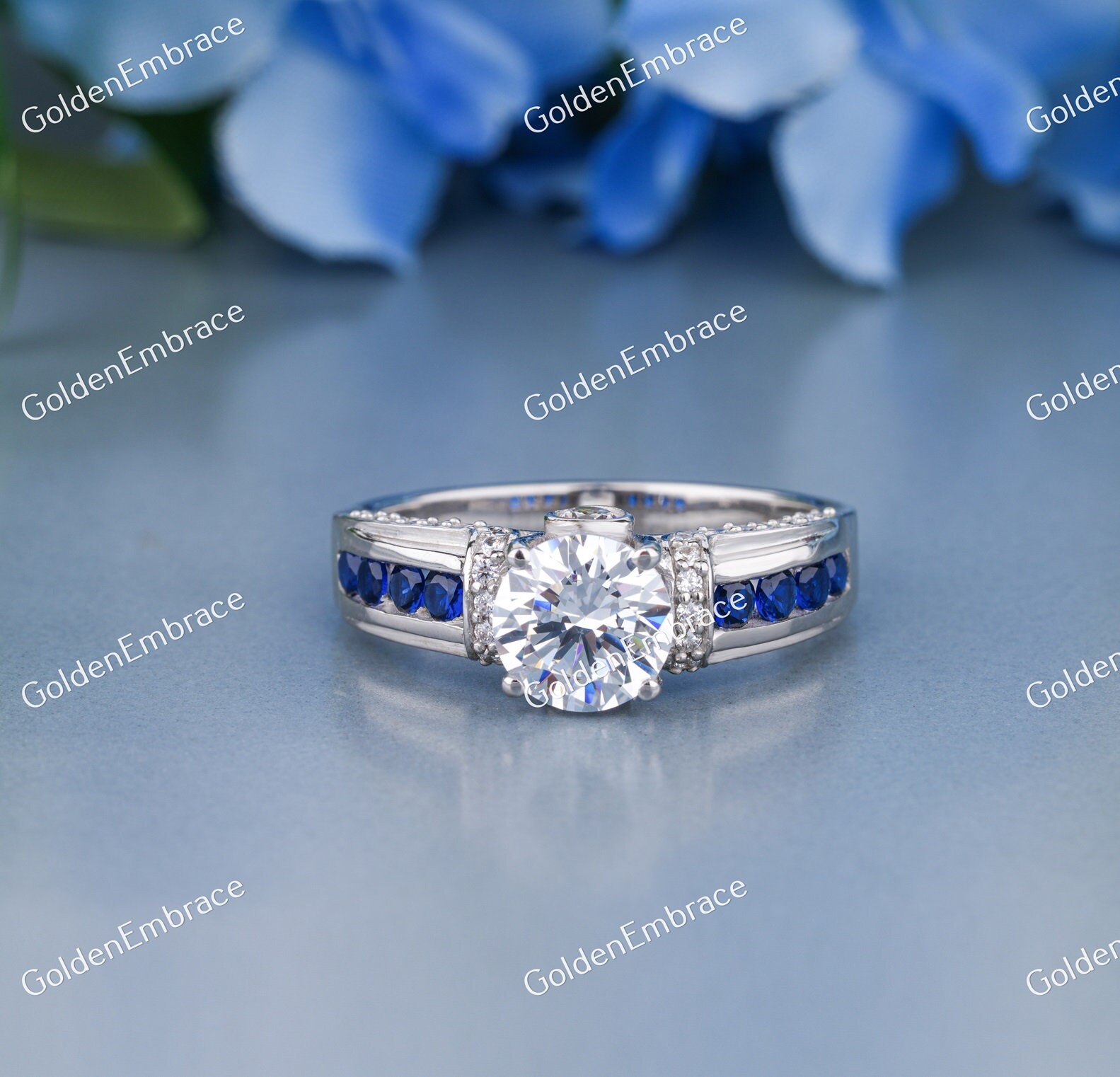 Bague Fiançailles Art Déco 2,00 Ct Diamant Simulé, Or Blanc Plaqué Sur Argent 925 - Taille Personnalisable