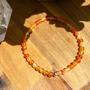 Carnelian - Bracelet small natural stones - gemstones - approximately 4 mm
