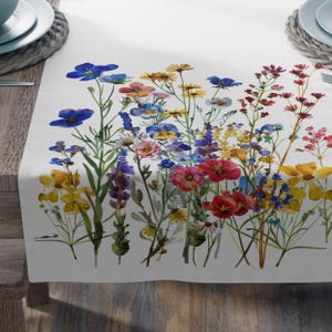 Schöne Aquarell Wildblumen Tischläufer Frühling Sommer Tisch Dekoration Floral Indoor Decor Geschenk für Mama Ostern Tisch Dekor Frühling Geschenk