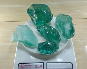 new item ... andara crystal green Tosca 740 gram rough
