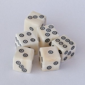 D6 Set di dadi medievali in osso di grandi dimensioni da 6-9/16 pollici (14-15 mm) - spessi (osso, 14 mm) - set per il gioco