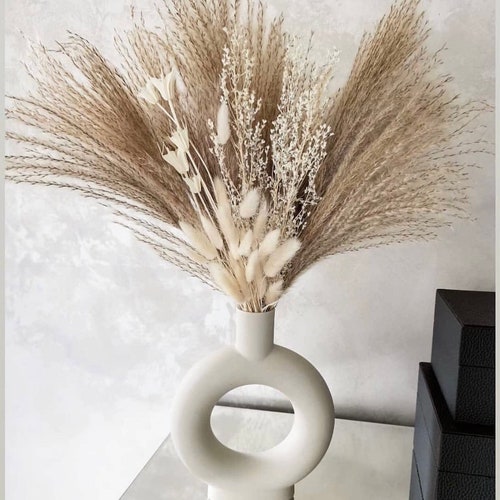 Donut Vases With Pampas Arrangement Neutral Vase Black Donut Etsy UK