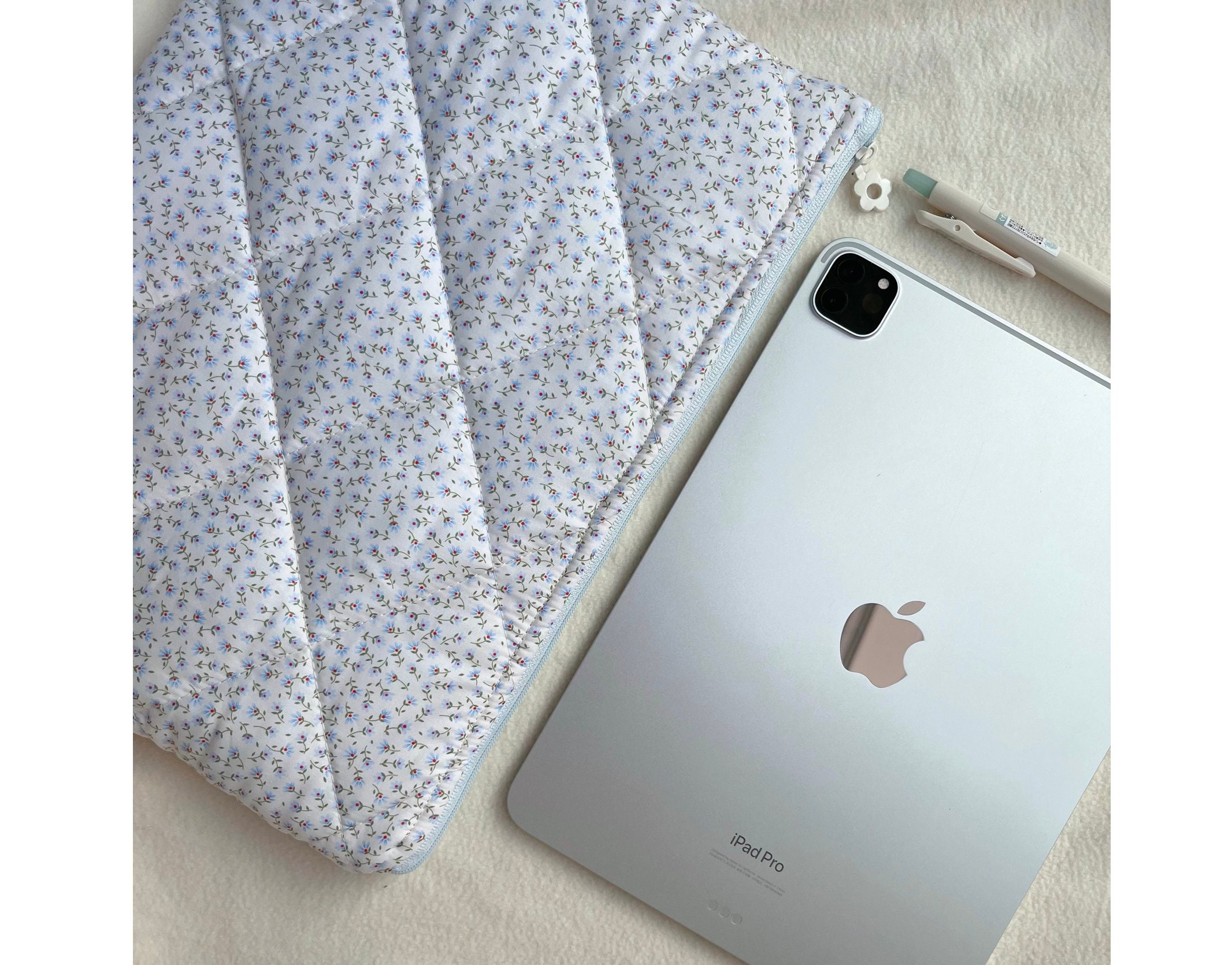 Handmade Quilted Laptop Sleeve Quilted iPad Pouchblue Floral Etsy