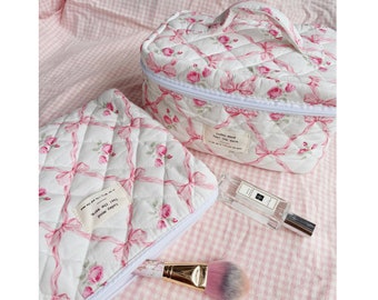 Blauw/roze bloemen gewatteerde make-up tas, lint cosmetische organisator, grote opbergtas, bruidsmeisje geschenken, gewatteerde reisetui, cadeau voor haar