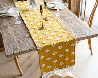 Chemin de table jaune vintage avec appliqué champêtre, décoration de table de fête intérieure et extérieure, chemin de table pour dîner à la ferme de vacances