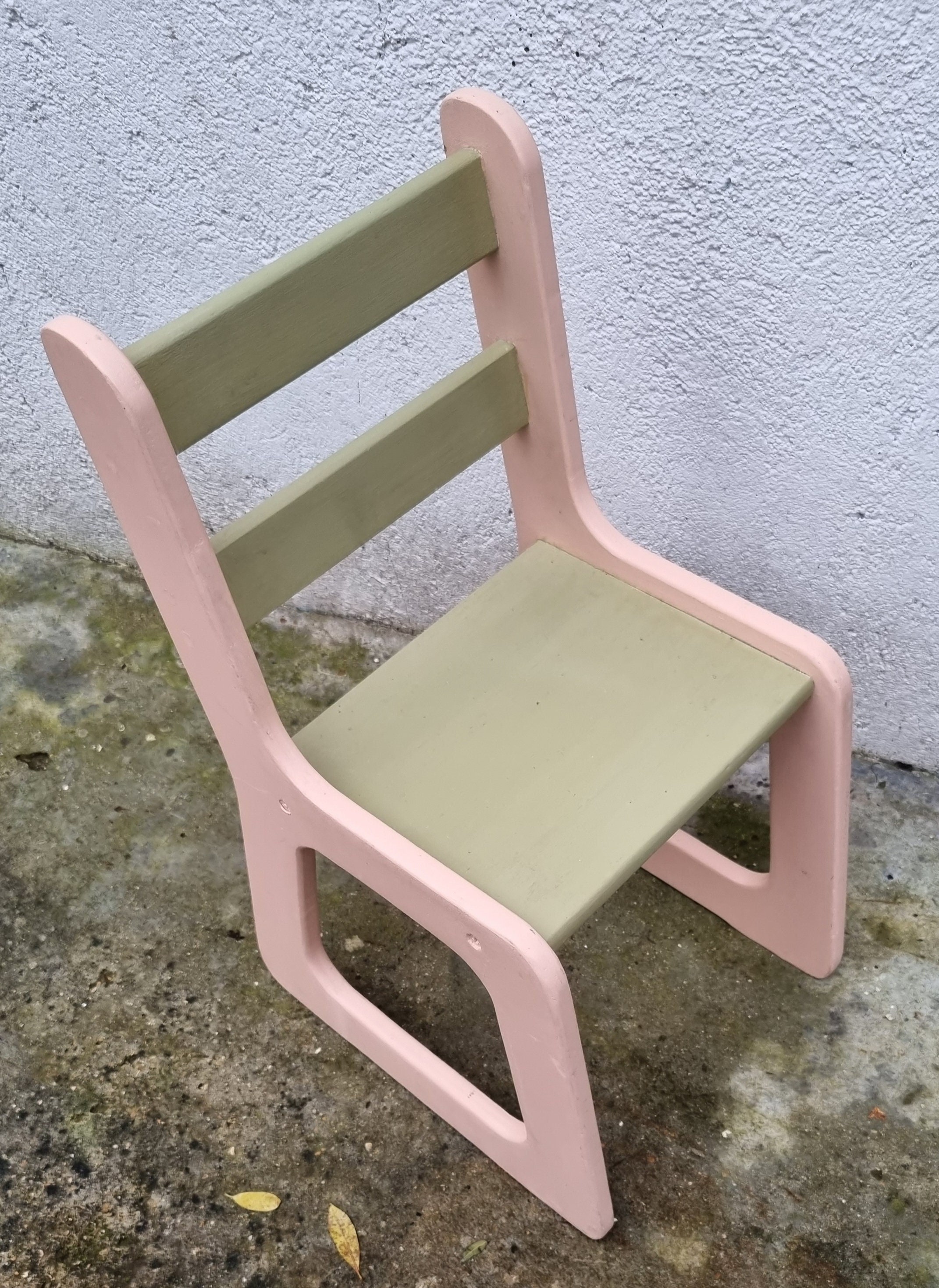 Chaise Enfant Vintage Relookée Montessori