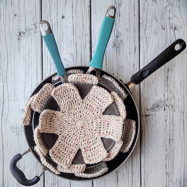 Crochet pan protectors, pan savers, pan liners, kitchen gadget, cotton, housewarming gift, set of 3, kitchen gifts