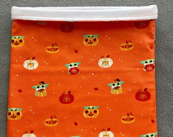 READY TO SHIP!! Halloween Grogu/Mandalorian Pumpkins Star Wars Hedgehog Bag, Guinea Pig, Small Animal, Sleep Sack, Snuggle Bag, Bonding Bag