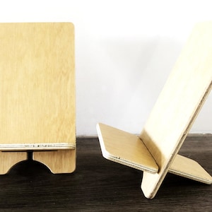 Mini berkenhouten boekenstandaard – 4" brede schildersezel voor boeken, kaarten en kunstafdrukken – Minimalistische plankdisplay van natuurlijk hout. Gemaakt in de VS.