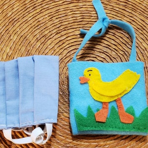 Felt facemask holder - 1 available - Duck with blue background