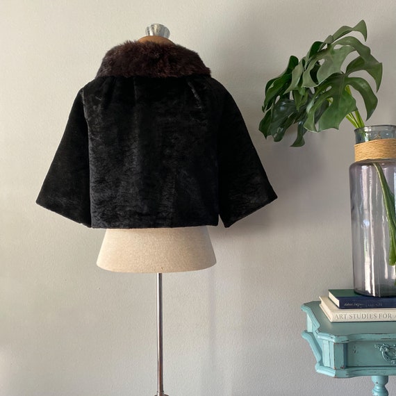 Vintage 50s black velvet cropped coat with fur co… - image 5