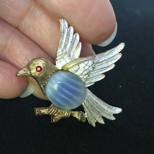 Small J.J. Blue Glass Jelly Belly Bird Brooch Pin, jelly belly brooch, art glass brooch, Teenage girl gifts