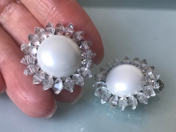 Vintage 90s Marvella Lucite Pearl Non Pierced Earrings, Clip-On Bridal  Gift, non pierced earring for women