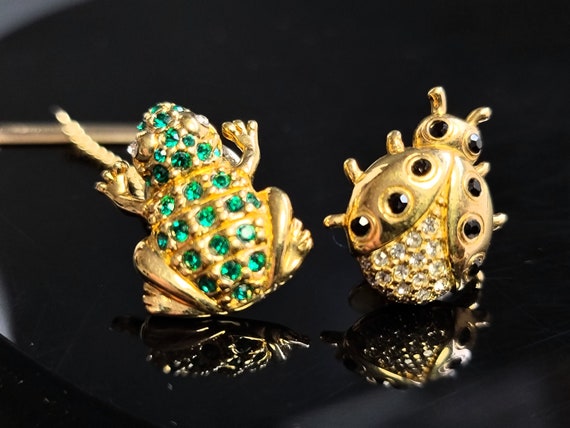 Set of SWAROVSKI S.A.L Frog And Ladybug Tie Pins,… - image 8