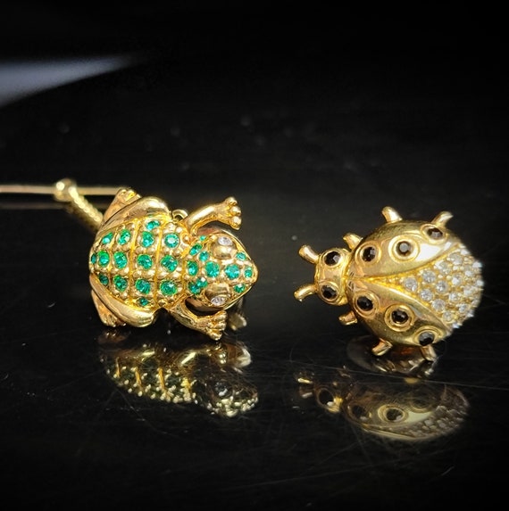 Set of SWAROVSKI S.A.L Frog And Ladybug Tie Pins,… - image 1