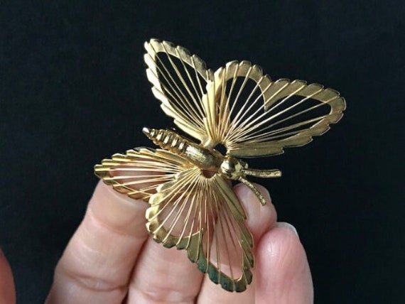 Monet butterfly brooch pin ,Vintage Monet Jewelry… - image 9