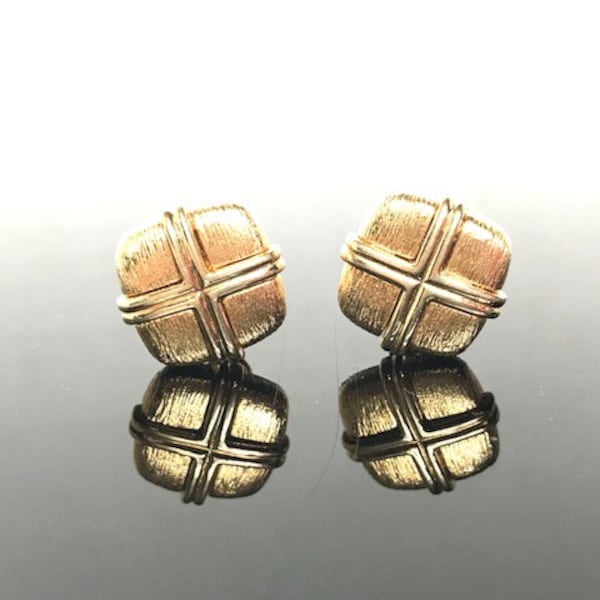 Gold small square stud earrings,Square stud earrings, Non pierced earrings, Napier clip on earrings,90s earrings,Screwback earrings
