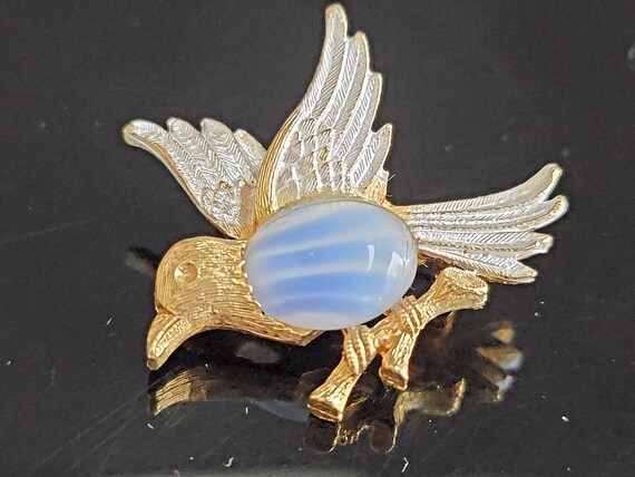 Small J.J. Blue Glass Jelly Belly Bird Brooch Pin… - image 6