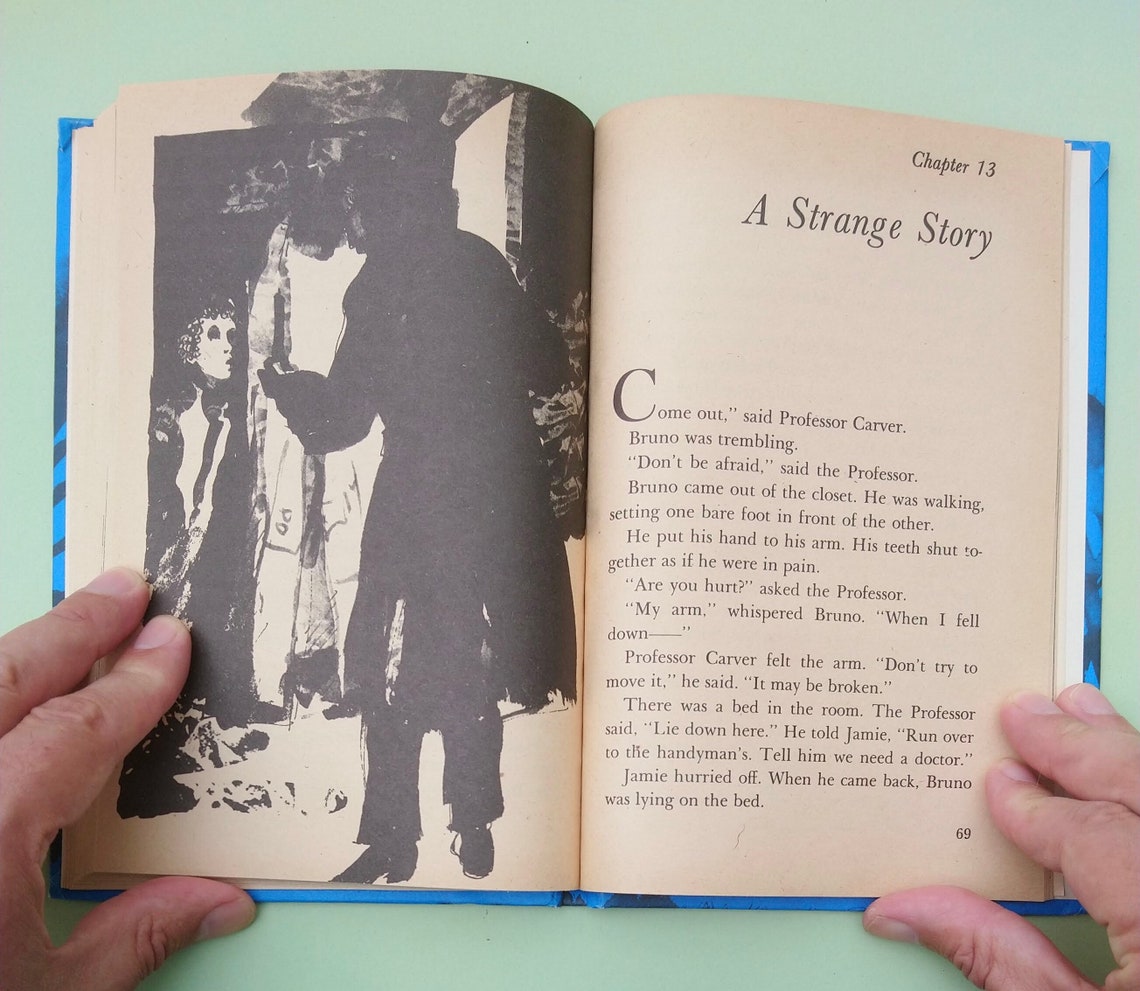 the ghost of windy hill by clyde robert bulla the ghost of windy hill by clyde robert bulla