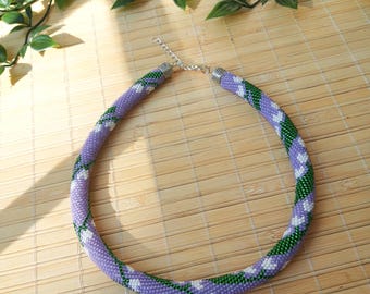 Lelietje-van-dalenketting met kralen
