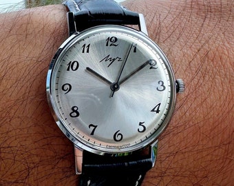 Luch de Luxe &quot;Luch de Luxe&quot; Mechanical watch from the 1960s, ultra thin watch