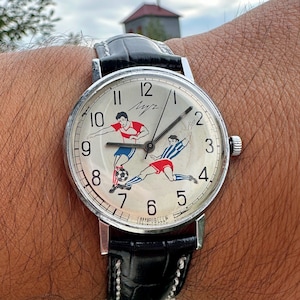 Luch &quot;Luch&quot; model &quot;Football&quot; Rare watch from the 1960s