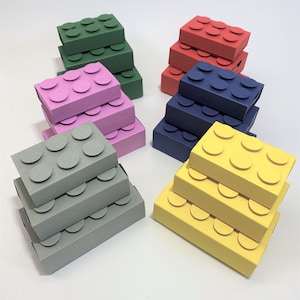 Gastgeschenk bzw. Tischdeko in Form von Bausteinen aus Papier, 6 Stück im Set, handgemacht aus hochwertigen Materialien